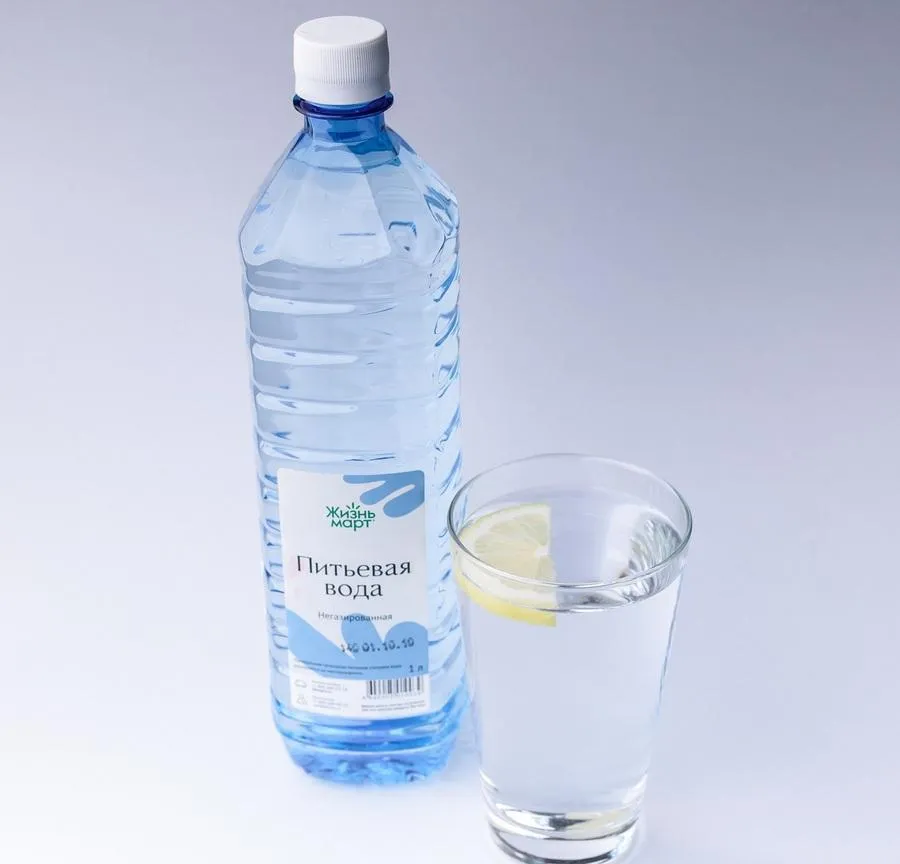 Вода питьевая негазированная 1 л