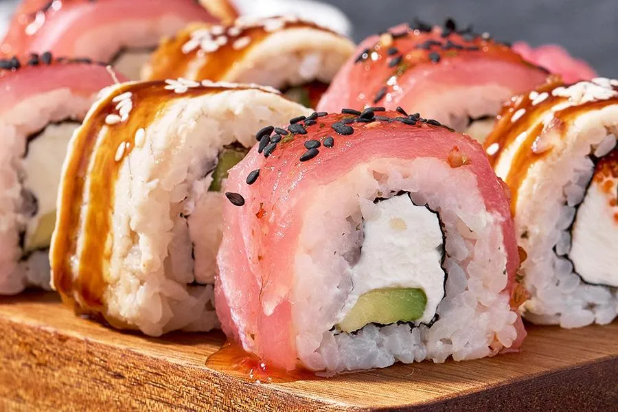 Микс с тунцом и угрем