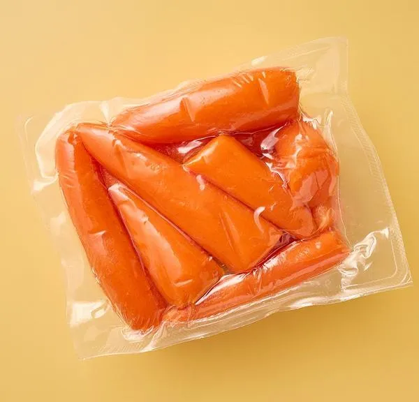 Морковь вареная очищенная целая
