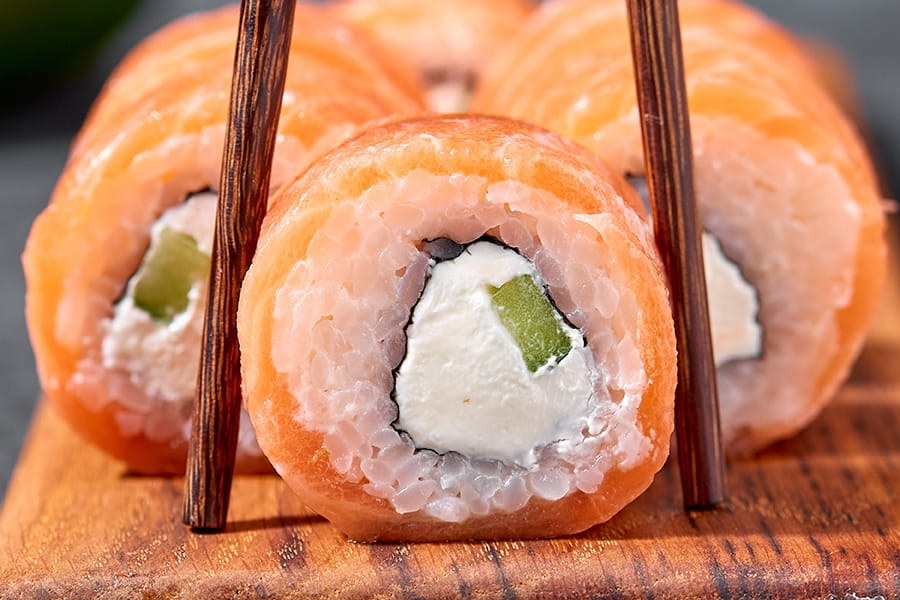 Филадельфия с огурцом 12 шт