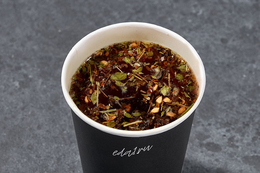 Чай Ассам с шиповником и чабрецом