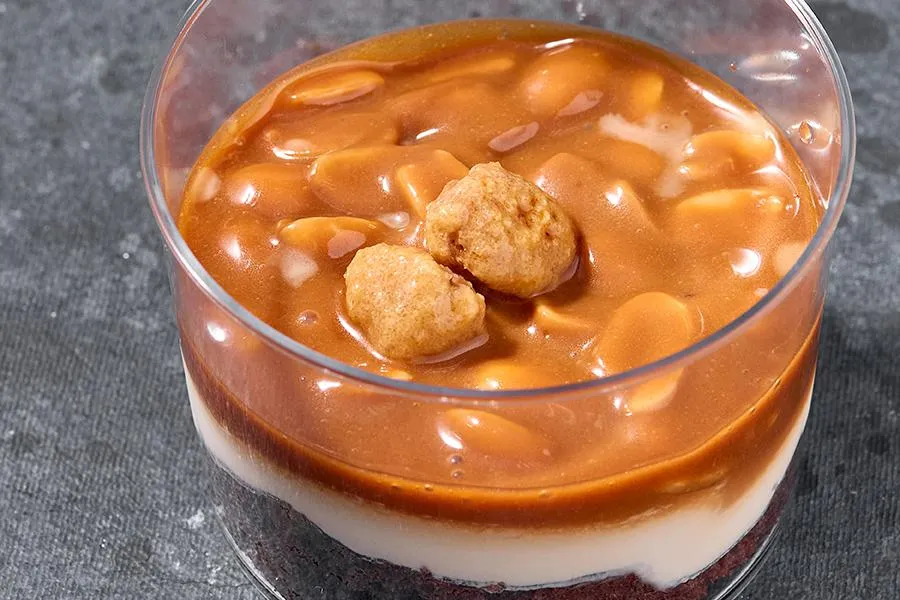 Трайфл Сникерс