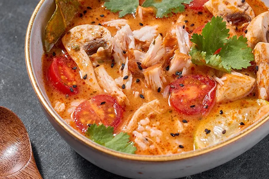 Том-ям с курицей