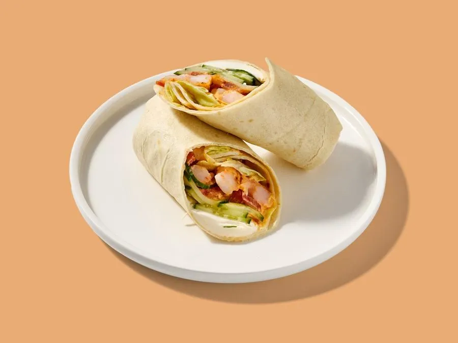 Тортилья с креветкой и пикантным соусом